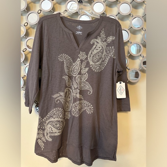 New with tags, Large mixed of 54% polyester and 46% Cotton, by St JOHNS BAY - Picture 1 of 5